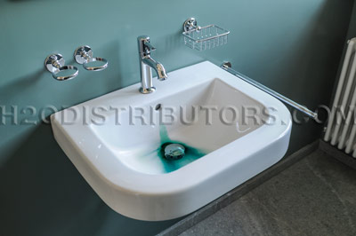Blue/Green Staining as a result of copper corrosion caused by low pH water